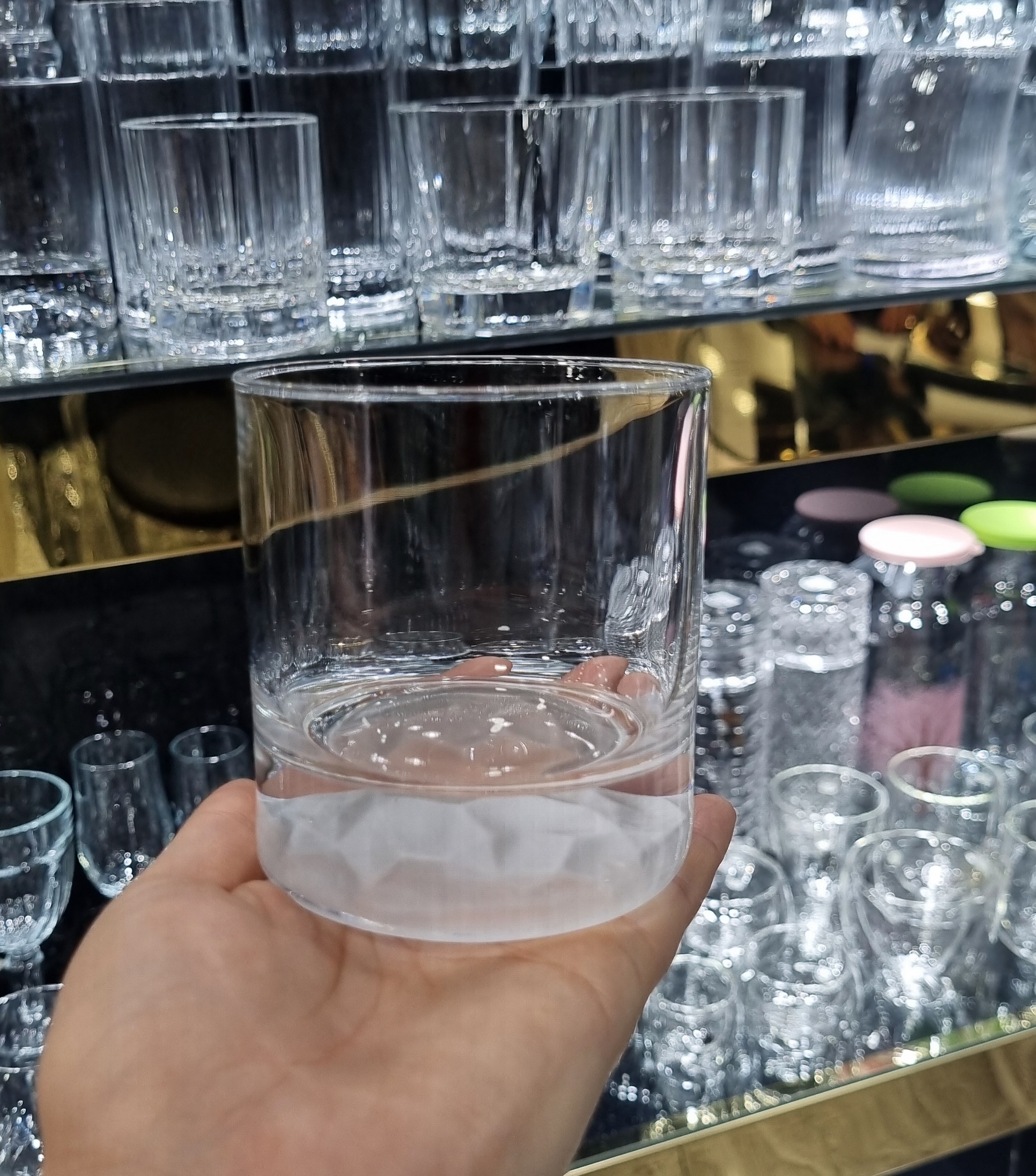 نیم لیوان کریستال پاشاباغچه مدل کلاب آیس مات کد 64039 مناسب سرو انواع نوشیدنی