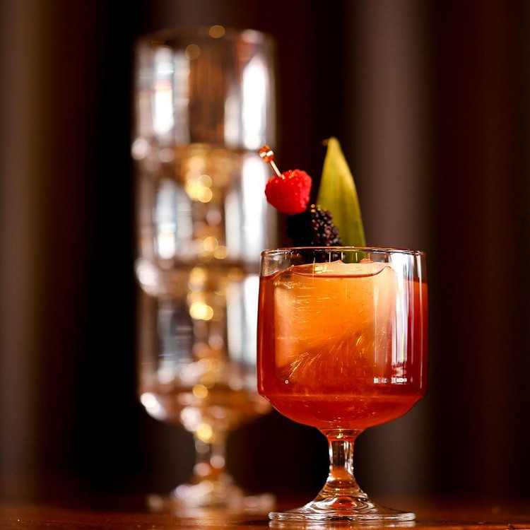 بستنیخوری تاور پاشاباغچه کد 230cc 44044