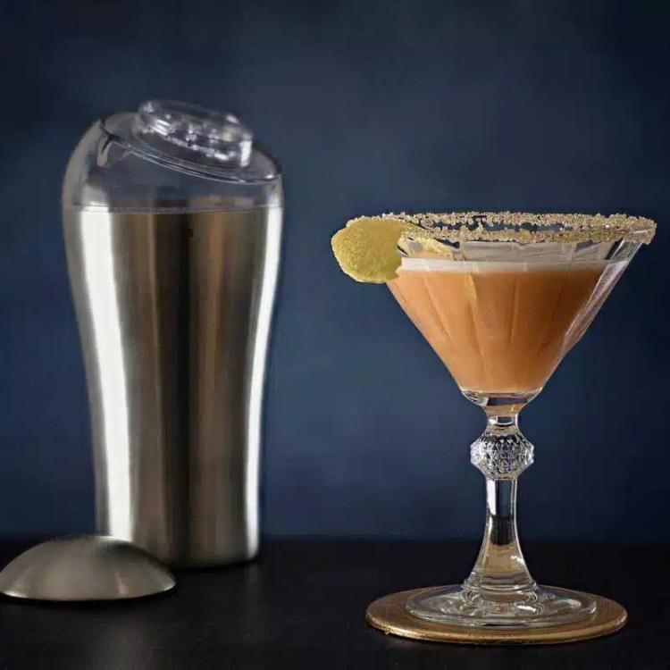 بستنی خوری دایمند پاشاباغچه ۲۳۸cc | مدل پایهدار شیشهای اصل ترکیه