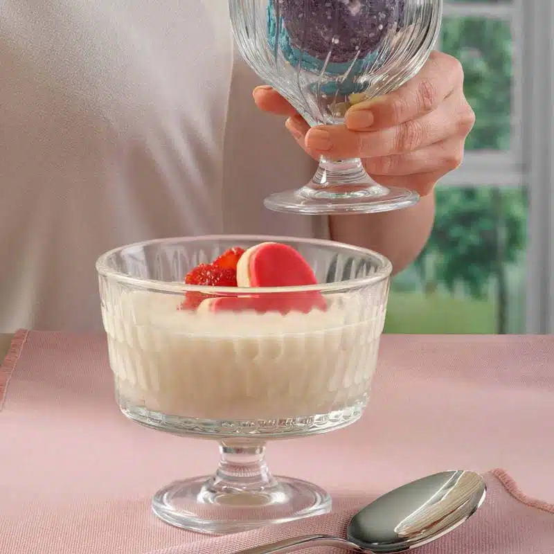 بستنی خوری رین پاشاباغچه Rain 255cc | ظرف دسر پایه‌دار شفاف 51809