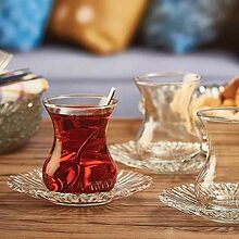 استکان نعلبکی پاشاباغچه مدل Aurora کد 95961 با طراحی مدرن و بدنه تراش‌دار، مناسب پذیرایی خاص و روزمره. ارسال فوری از کریستال کاشفی.