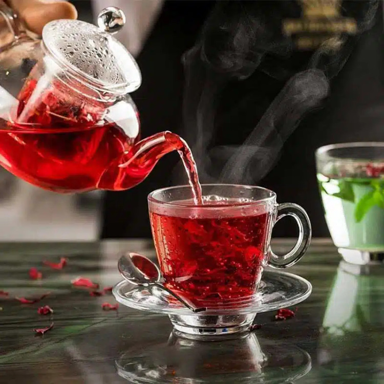 فنجان و نعلبکی آکوا پاشاباغچه Aqua 215cc کریستال کاشفی، شفاف و مقاوم مناسب سرو قهوه و چای