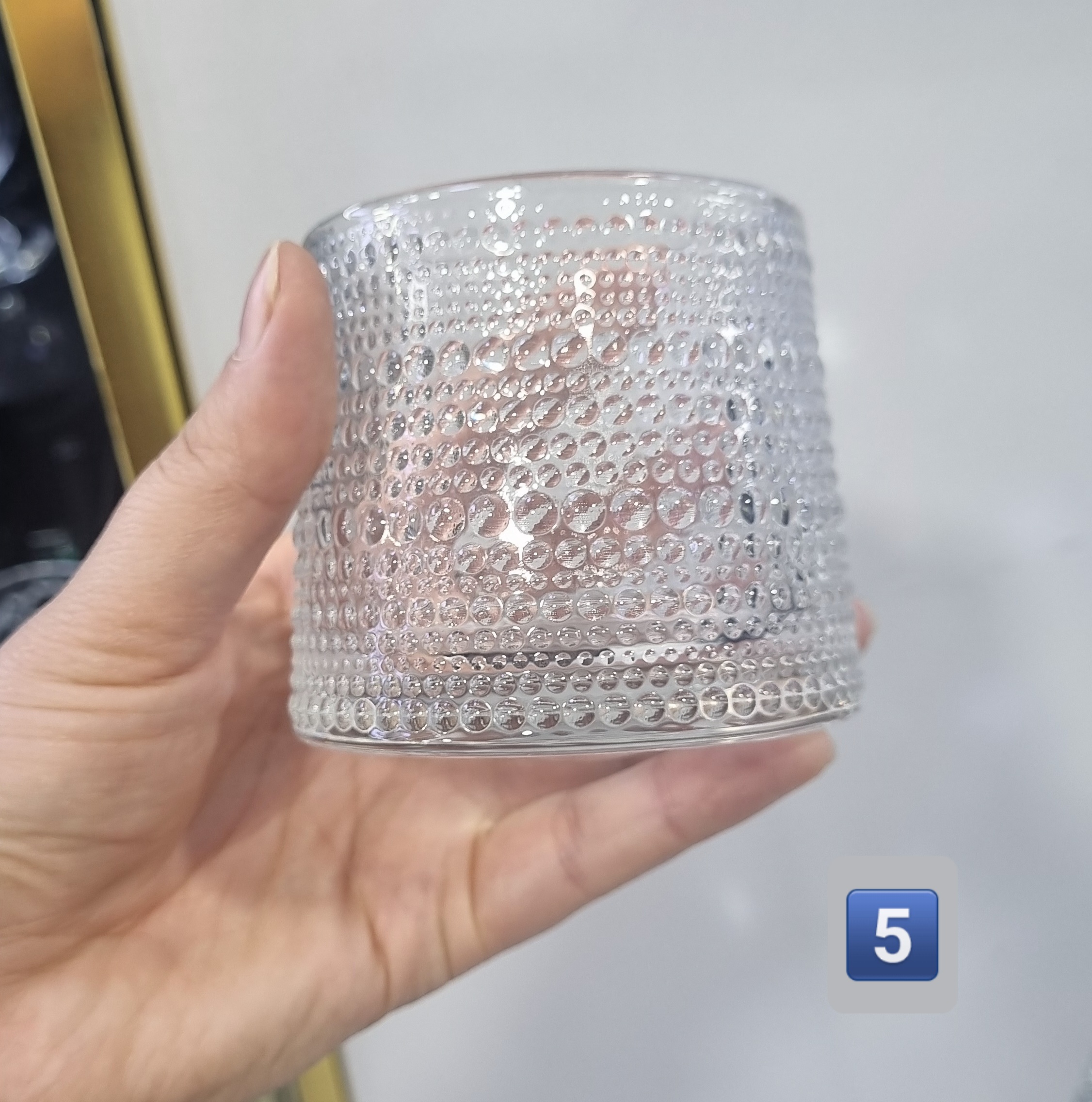 نیم لیوان چرخشی طرح توپی