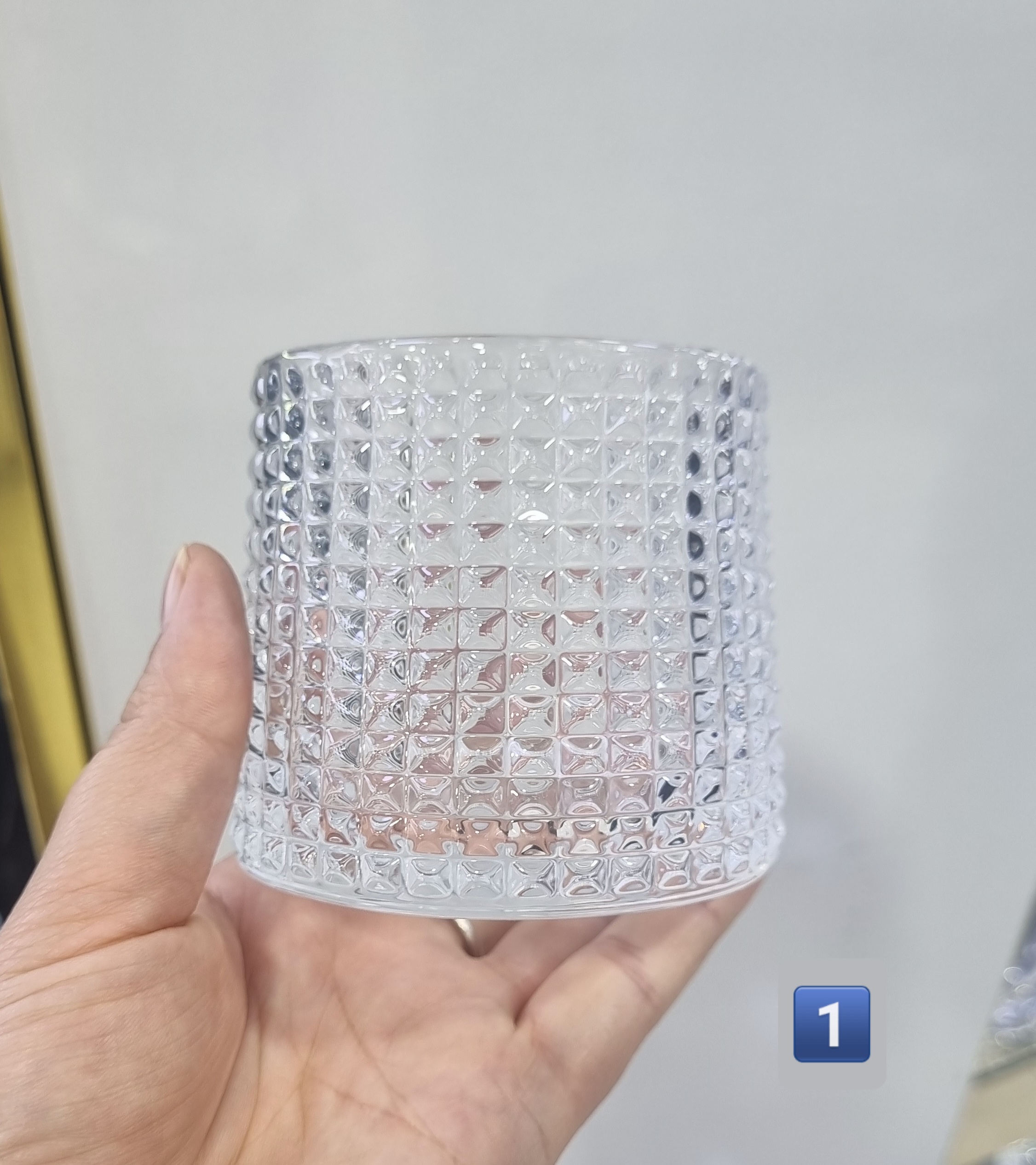 میم لیوان چرخشی