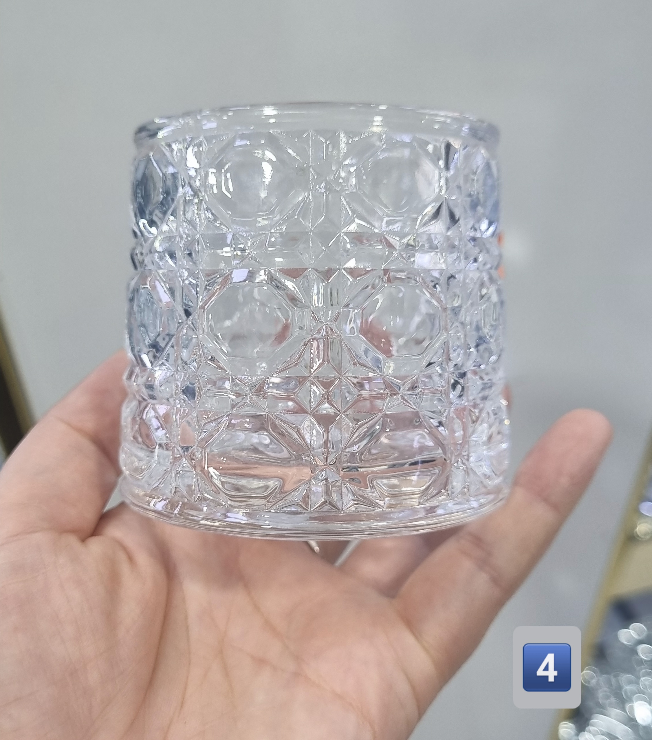 خرید لیوان چرخشی کف شیشه‌ای | قیمت و فروش آنلاین – کریستال کاشفی