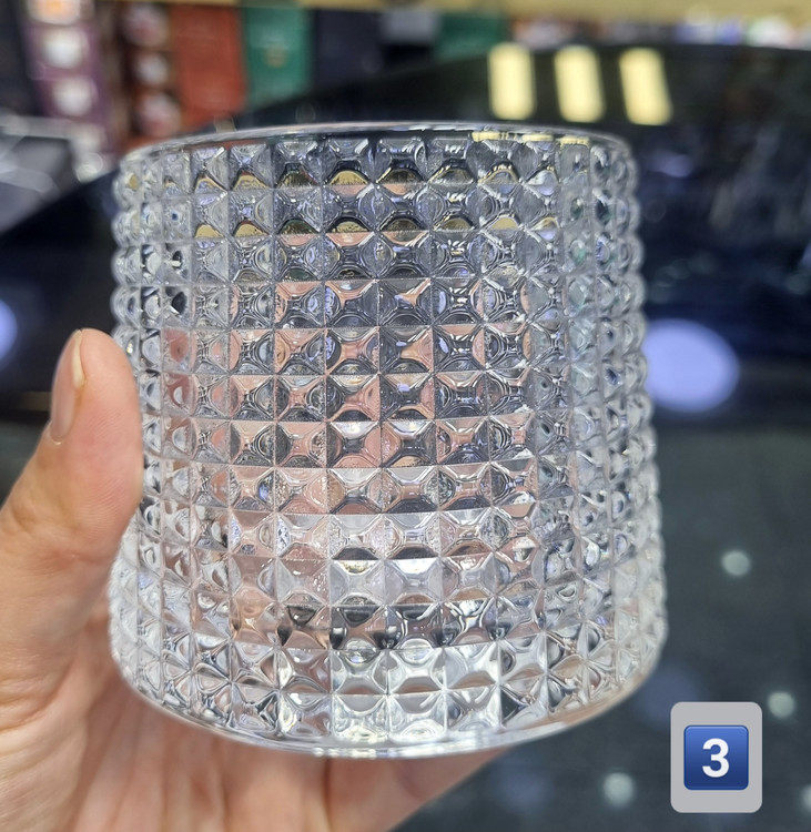 لیوان چرخشی کف شیشهای لوکس مناسب پذیرایی