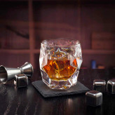 لیوان کوتاه کریستال مدل Oldmoney با طراحی کلاسیک و گنجایش 240 سیسی، انتخابی شیک برای پذیرایی خاص شماست. ست ۲ عددی با کیفیت وارداتی از کریستال کاشفی.