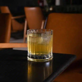 نیم لیوان کریستال وین پاشاباغچه مدل NUDE Wayne کد 68174 ظرفیت 250 میلیلیتر با طراحی شفاف و مینیمال