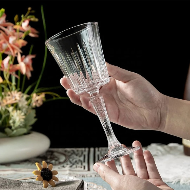 گیلاس خوری ساده DELI GLASS – طراحی مینیمال