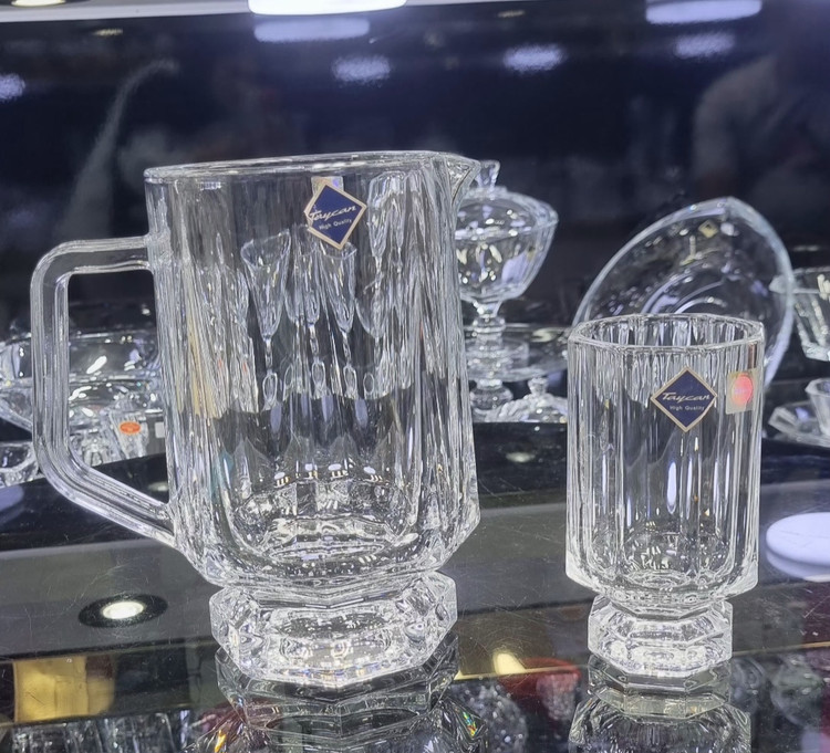 پارچ و لیوان ایکونیک